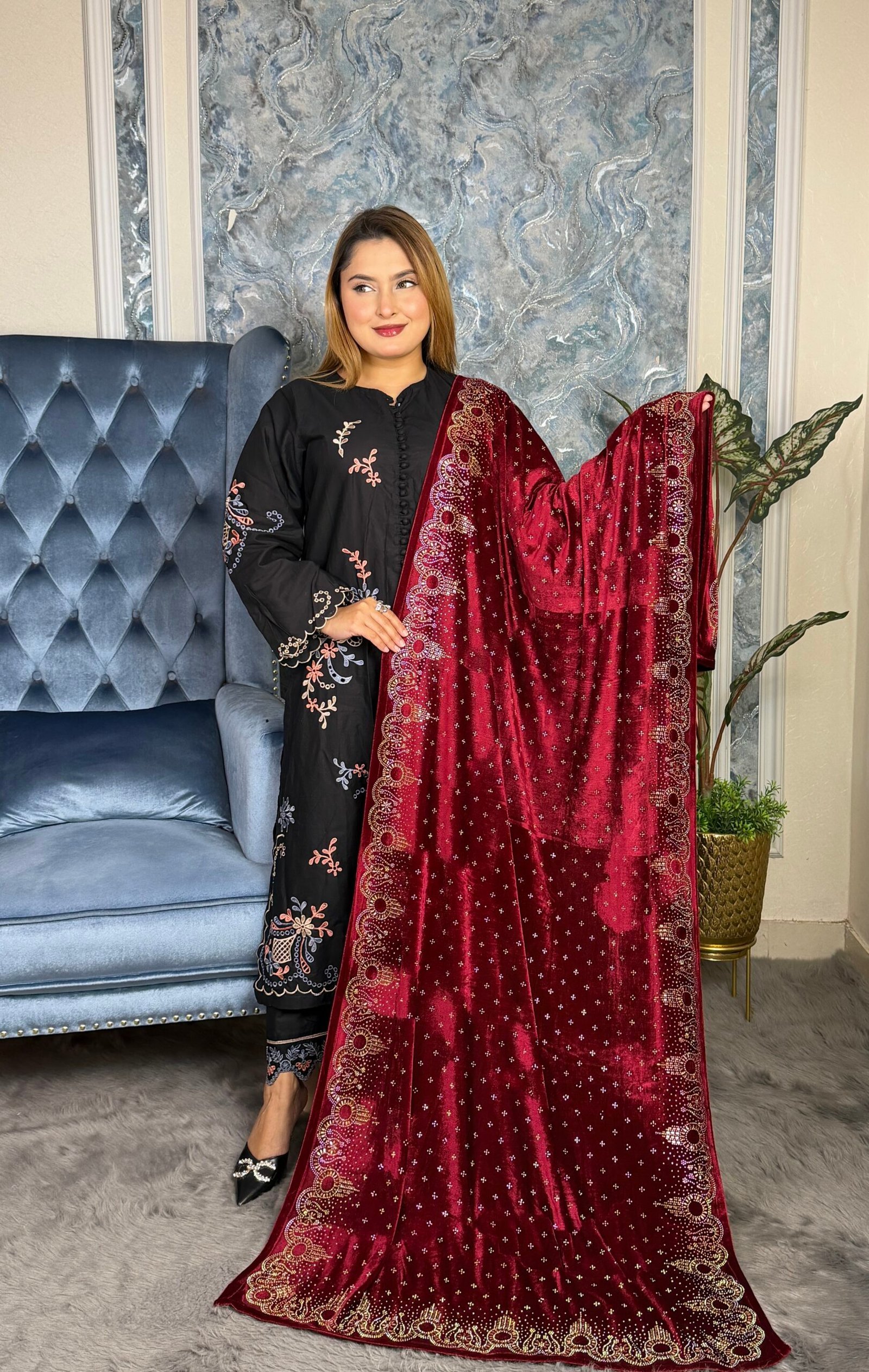 IMG_3183-scaled-1.jpg Royal Singapore Velvet Fabric Shawl Ring - Image 1